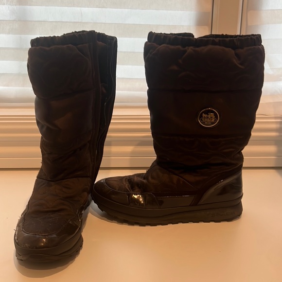 Coach Snowboots - Picture 1 of 1